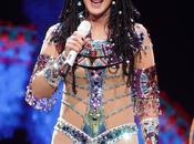 Cher, demandada racismo