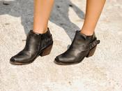 Folk booties.