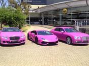 Lamborghini Bentley pintados rosa buena causa