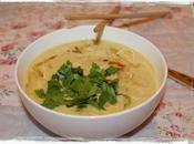 Sopa thai... pollo, fideos, curry leche coco
