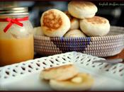 Deliciosos English muffins caseros.