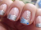 Manicura francesa plateada
