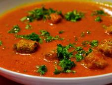 Sopa pimiento tomate albondiguillas