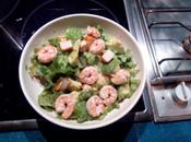 Ensalada gambas aguacate