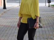 Yellow blouse black leggins