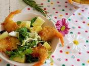 Ensalada langostinos tempura piña