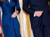 Kate Middleton eligió color azul para anuncio compromiso Príncipe Guillermo. Announcement Prince William's engagement