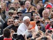 Papa denuncia crimen contra humanidad pero exculpa criminal