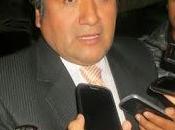 PUEDE IMPONER NOMBRE FUNDAMENTOS ESTE TENGA… Sostiene, periodista, Marino Llano