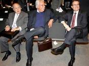 Felipe gonzález llega tarde