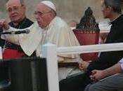 Papa Francisco llama jóvenes amistad social" texto video]