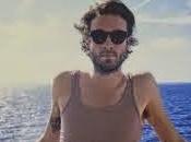 Father John Misty interpreta Blank Space