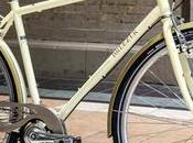 motivo visita Papa Francisco USA, Breezer regala bicicleta personalizada (también para hacer conciencias medio ambiente formas transportación alternativas)
