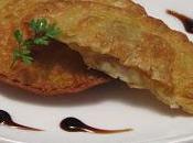 Empanadillas queso cabra, nueces cebolla caramelizada