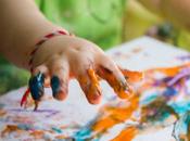 Cuidado pintura dedos para niños