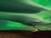 Auroras encima nubes