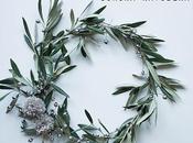 Corona navideña ramas olivo