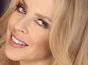 Kylie Minogue estrena videoclip ‘Every Day’s Like Christmas’