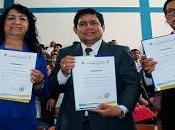 Nuevo rector unjfsc recibe credenciales…