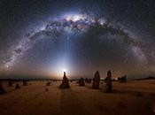 Láctea sobre Pináculos Australia