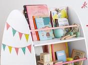 Biblioteca ruedas para habitación infantil