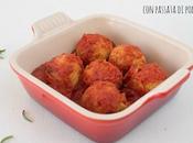 Albóndigas garbanzos passata pomodoro