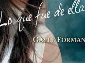 Reseña ella.