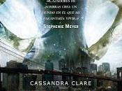 Reseña Cazadores sombras. Ciudad hueso.