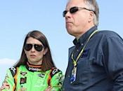 Gene Haas cree tener mujer sería bueno para negocio