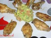 Alitas pollo asadas guacamole