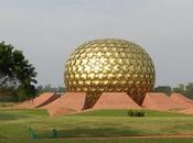 experiencia universal ciudad Auroville (India)