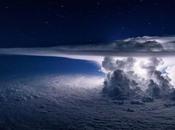 Piloto captura increíble foto tormenta 37.000 pies sobre Océano Pacífico
