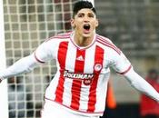 Alan Pulido podría dejar Olimpiakos