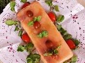 Pastel salmón aguacates