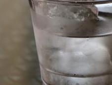 ¿Por importante consumir menos vasos agua día?