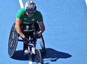 Édgar Navarro gana bronce atletismo