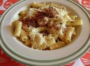 Macarrones carbonara salchichas