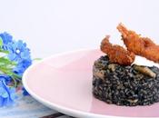 Arroz negro alioli langostinos crujientes