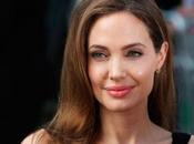 Angelina Jolie borra #tatuajes honor Brad Pitt