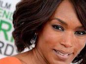 Angela Bassett ficha para reparto ‘Black Panther’