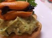 Canapés mejillones guacamole
