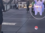 ¡Mira como juega Pokémon gafas realidad virtual!