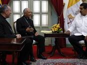 Vaticano enfrenta Nicolas Maduro