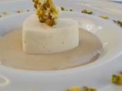 Cremoso turrón salsa castañas crujiente pistachos