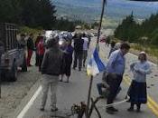 Cushamen: Elisa informando Comunidad sobre represión Gendarmería (Video)