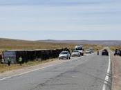 camión cayó costado sobre ruta