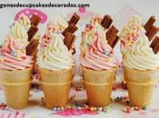 Cuatro imagenes cupcakes decorados crema mantequilla