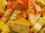 Salteado fideos udon tofu verduras