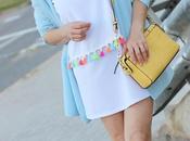 Vestido blanco borlas multicolores