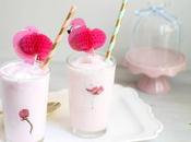 Smoothie aromatizado sakura helado fresas